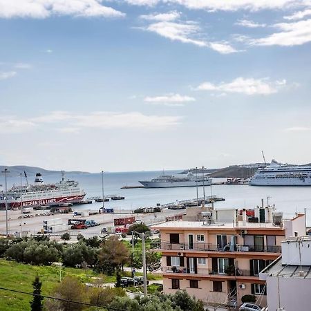 Seafront Central Apt In Lavrio Apartment Екстериор снимка
