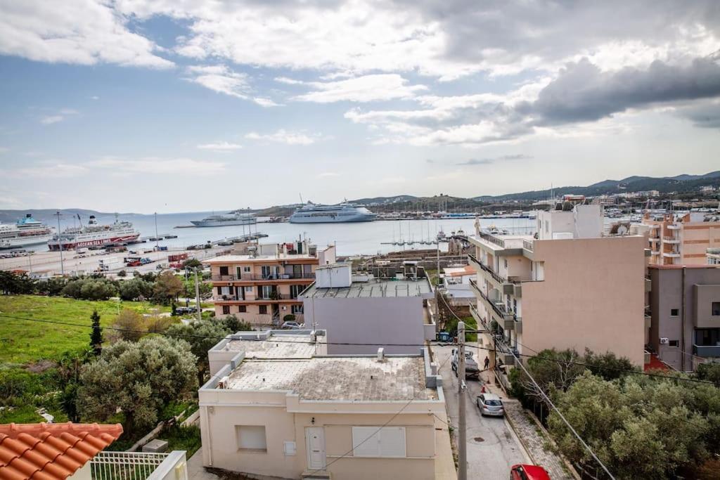 Seafront Central Apt In Lavrio Apartment Екстериор снимка